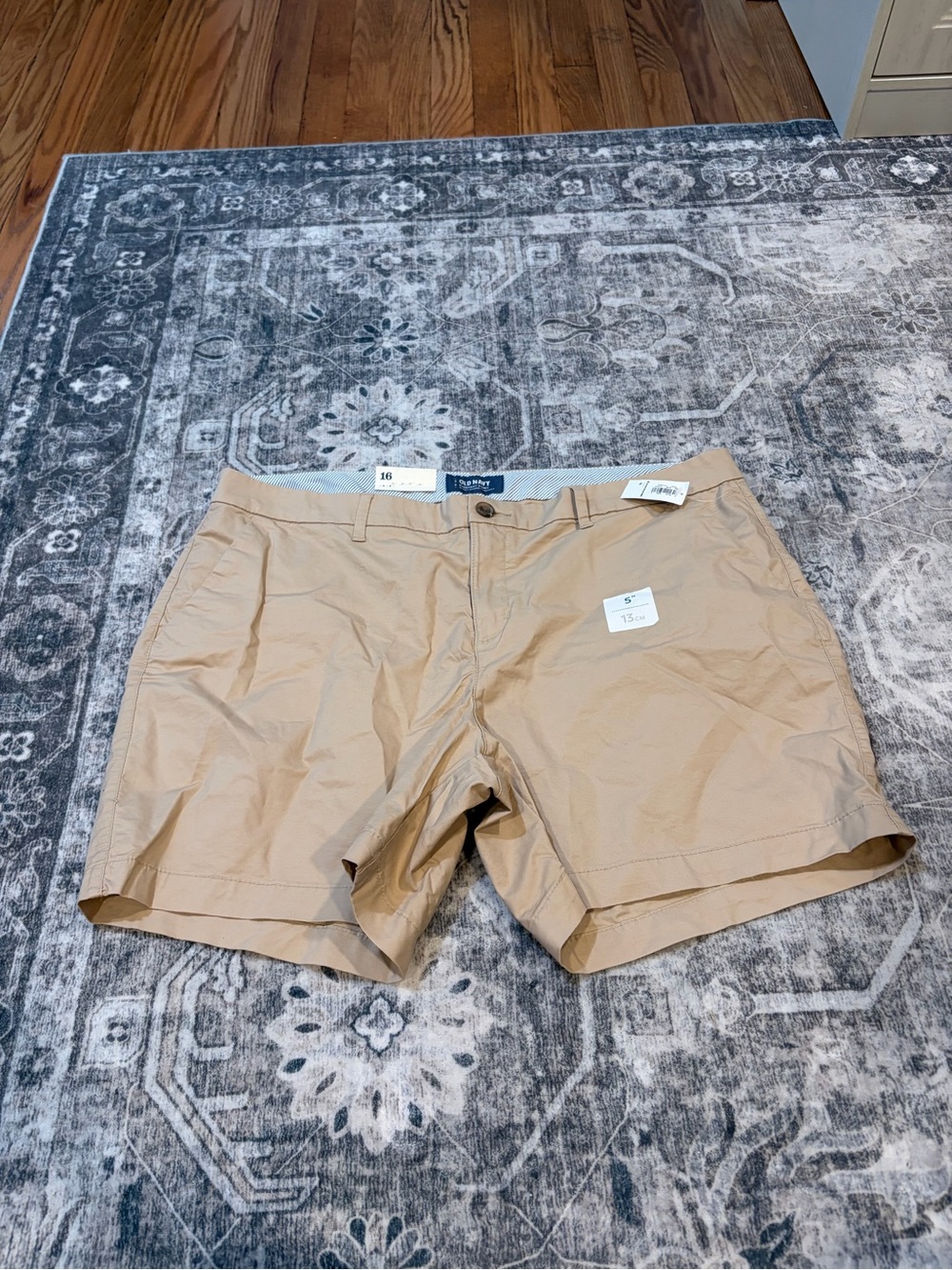 Old Navy Men's Khaki Flat-Front Shorts